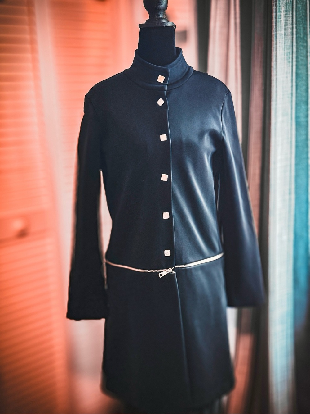 Materiel From Tibilisi Convertible Jacket- Great Stretch 2 in 1 Jackets Small